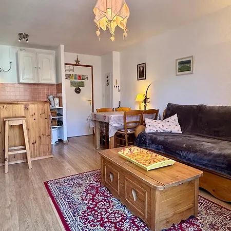 Chaleureux 2 Pieces Avec Balcon Proche Des Pistes - Fr-1-761-52 Apartmán